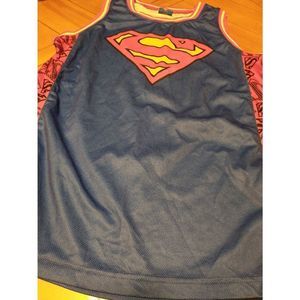 Men's Superman DC Comics Medium Cutoff Jersey. EUC
